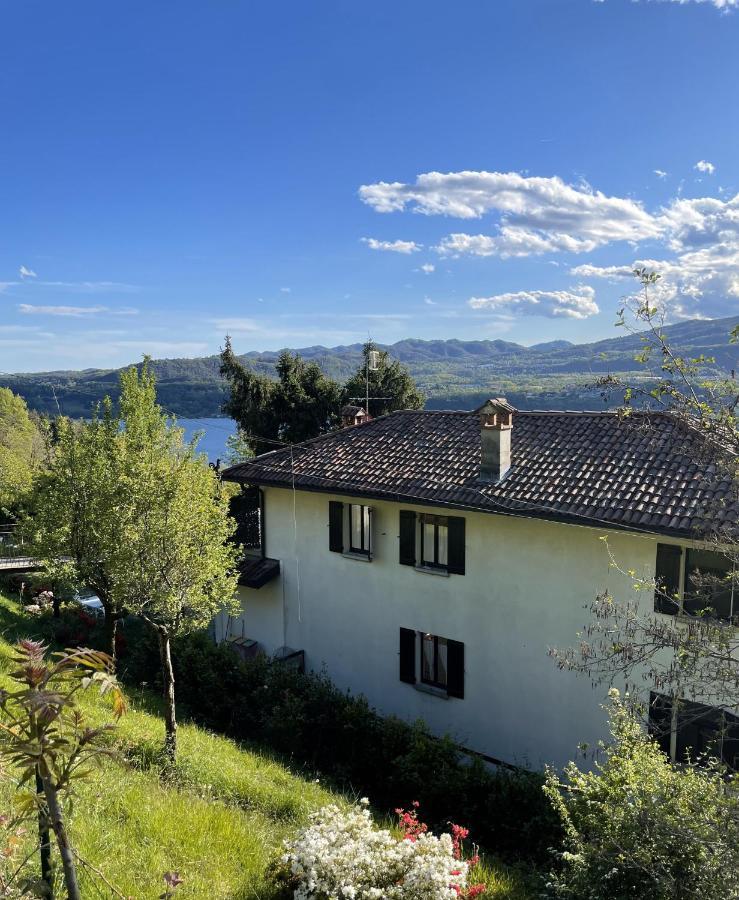 Terrazza sul lago Ameno Esterno foto
